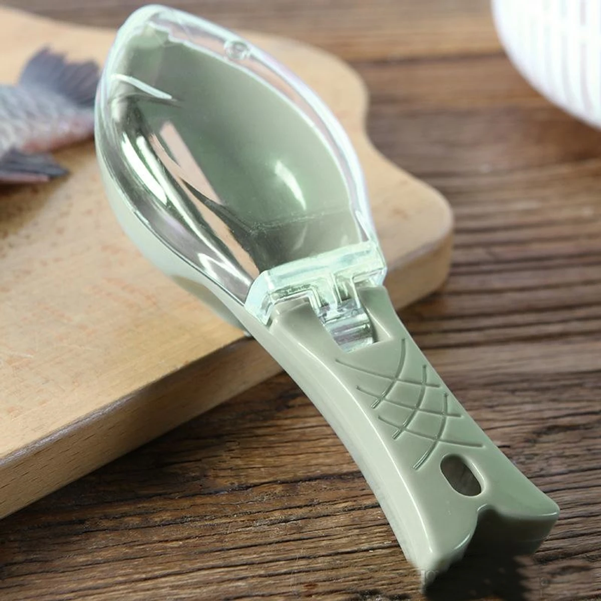 1 pcs Fish Clean Scales with Cover fish scaler scraper remover fish skin brush scraping fishing - Image 3