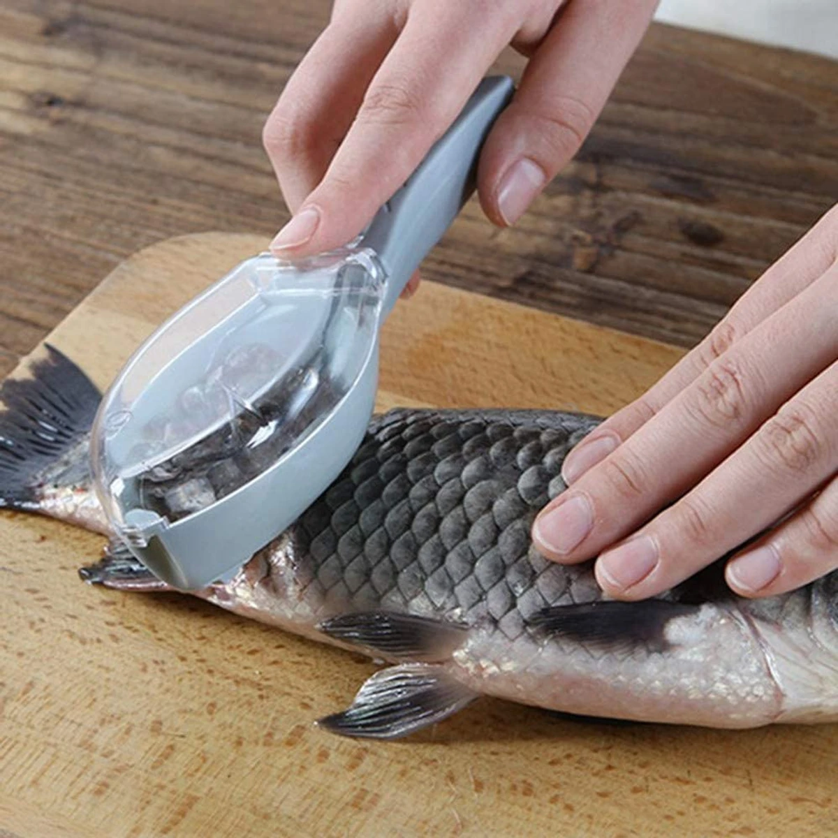 1 pcs Fish Clean Scales with Cover fish scaler scraper remover fish skin brush scraping fishing